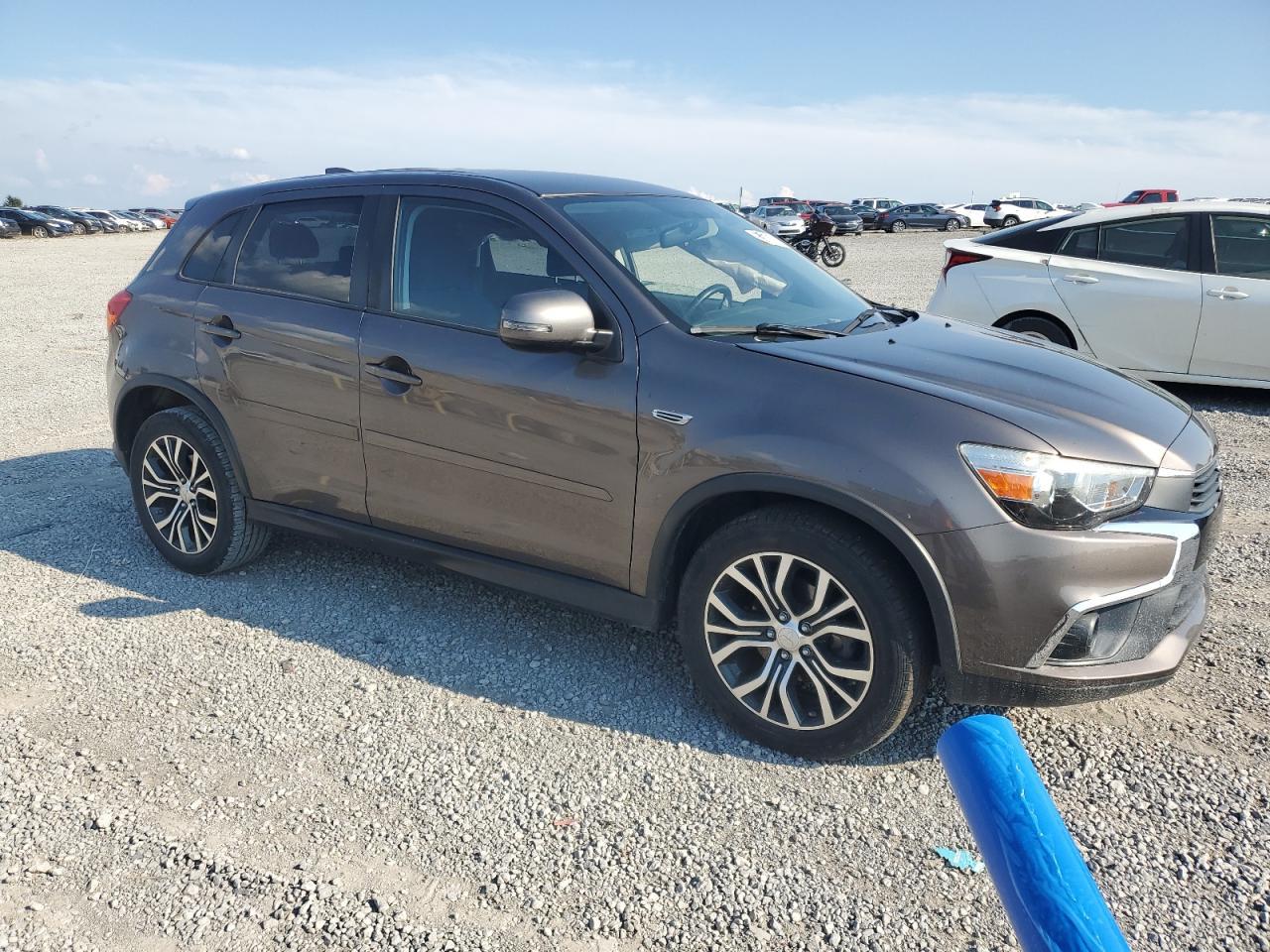 2017 Mitsubishi Outlander Sport Es - Фото 4