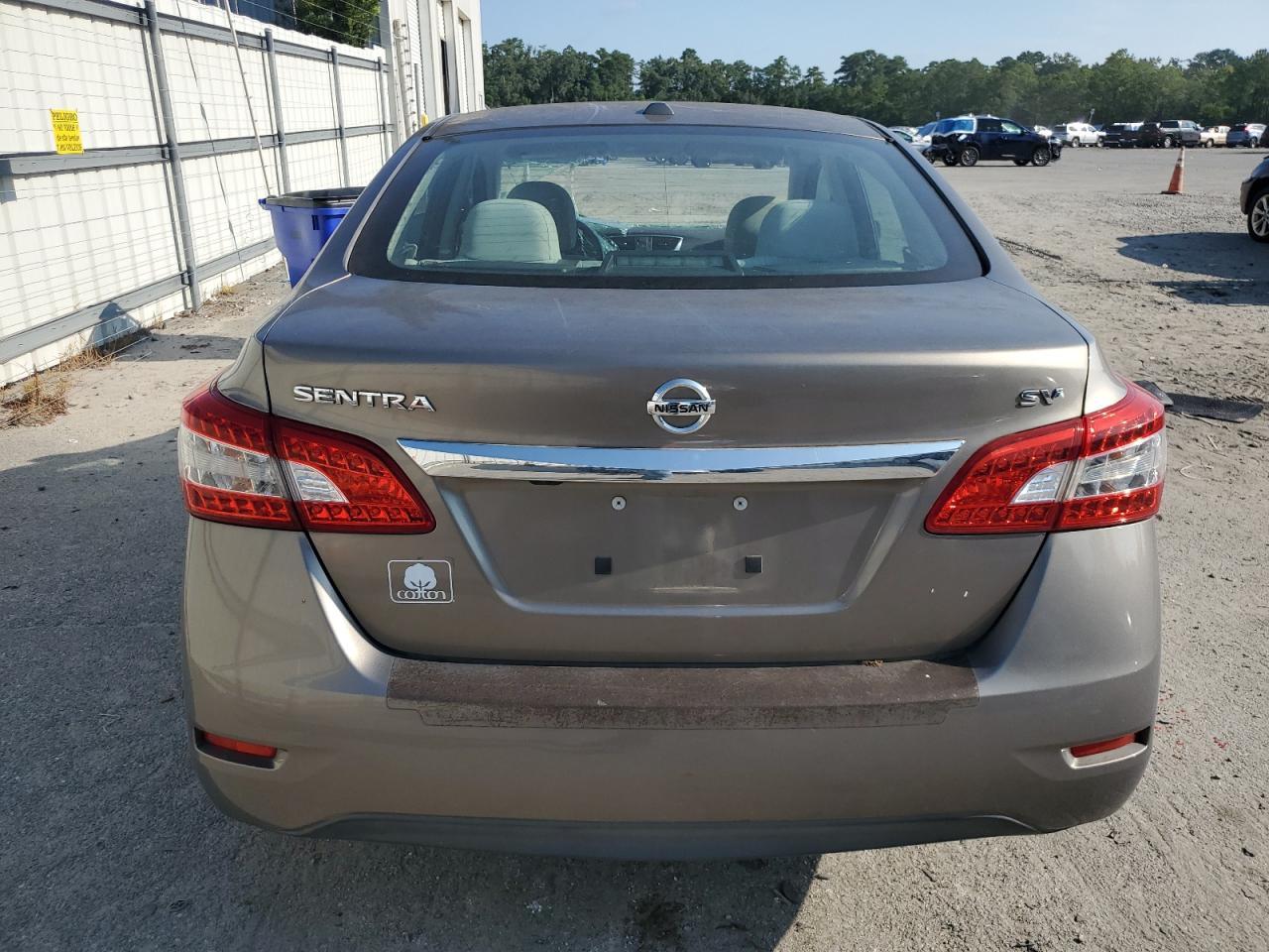 2015 Nissan Sentra S - Image 6