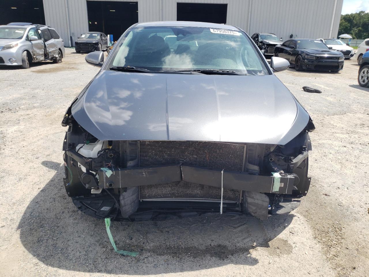 2019 Hyundai Elantra Sel - Image 5