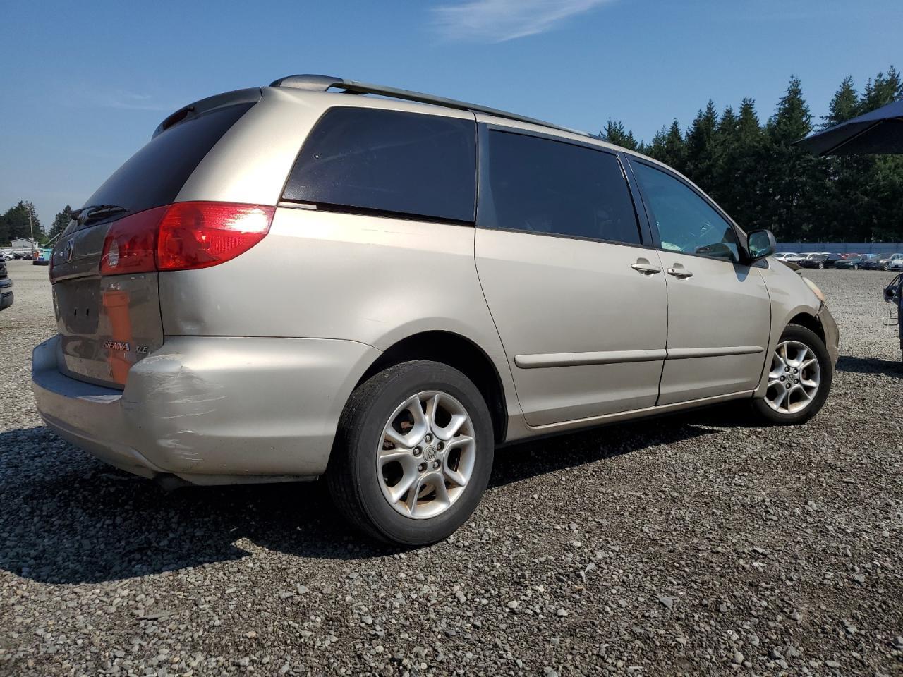 2006 Toyota Sienna Xle - Image 3