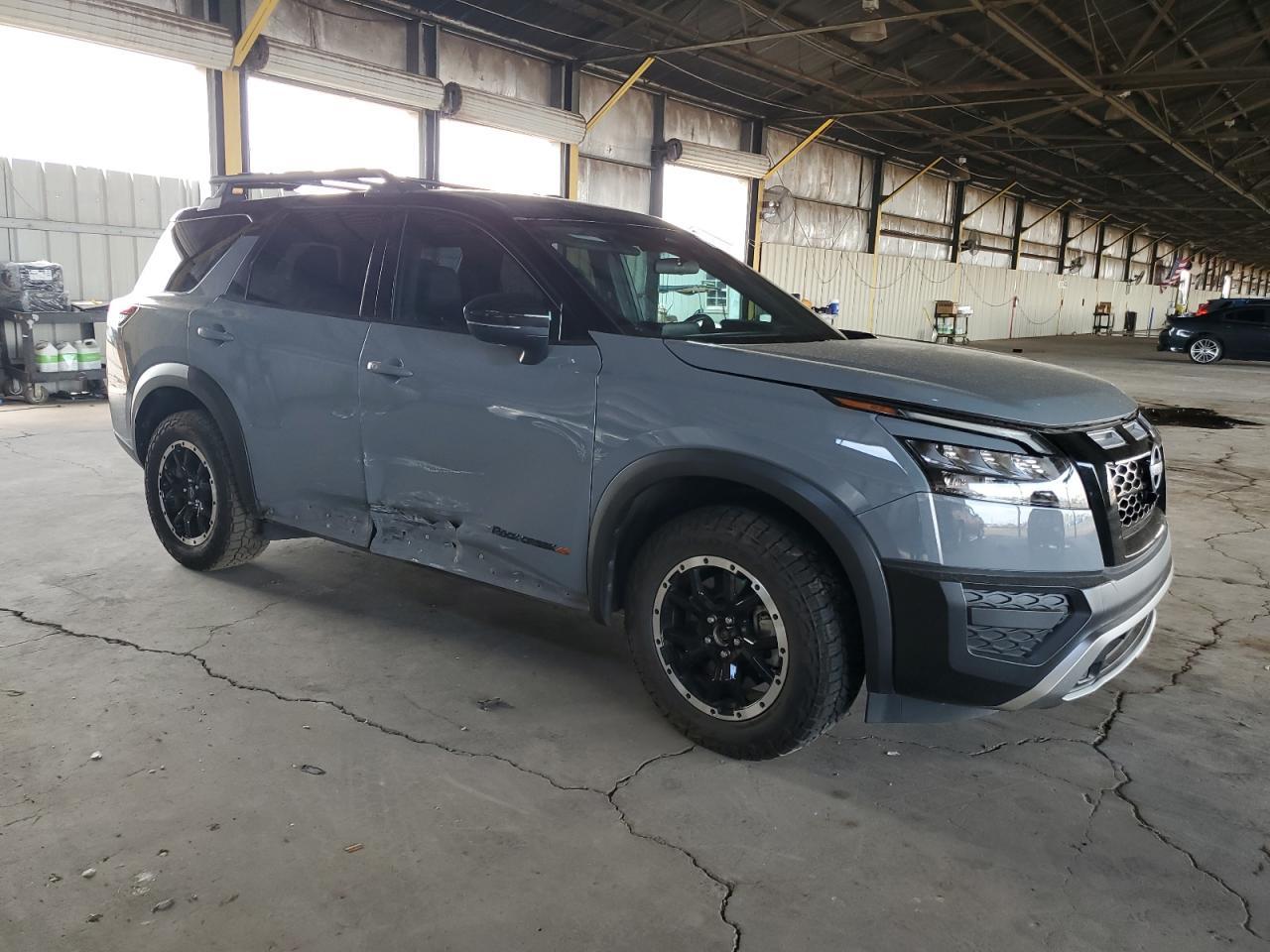 2023 Nissan Pathfinder Sv - Image 4