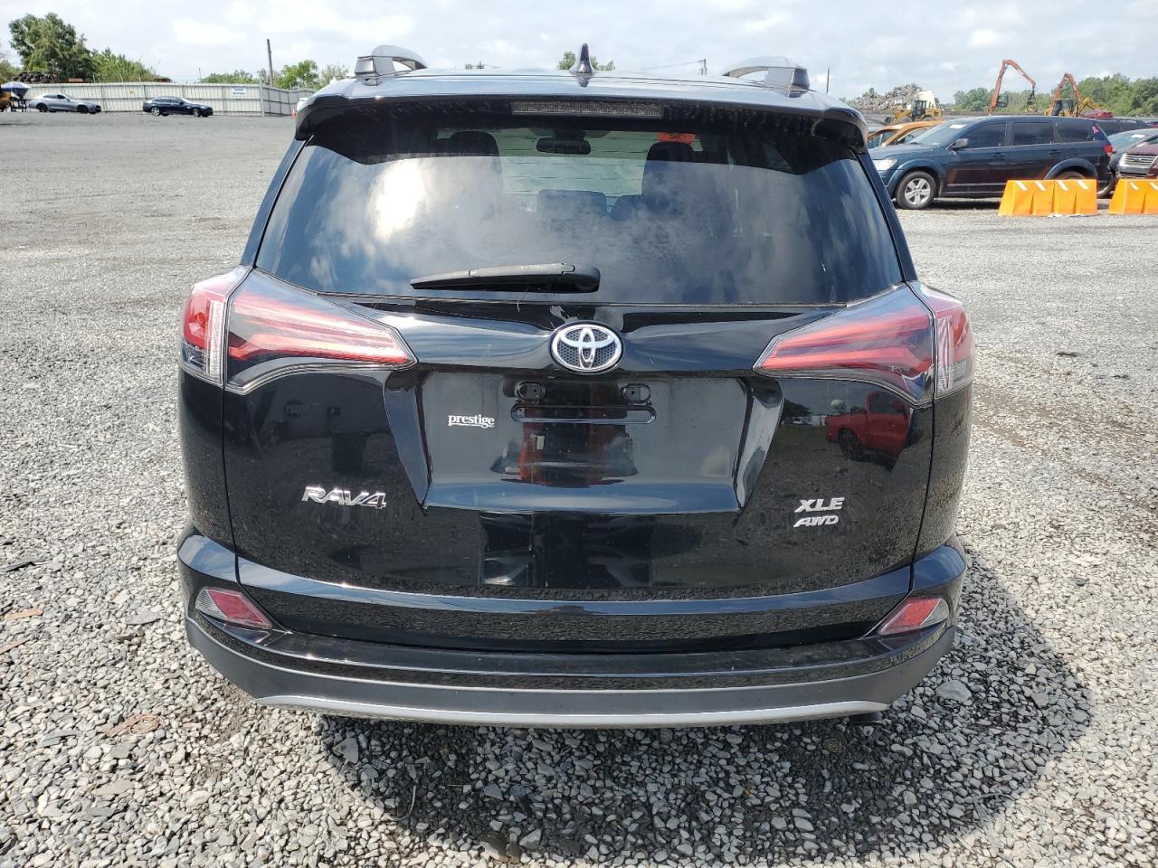 2018 Toyota Rav4 Adventure - Фото 6
