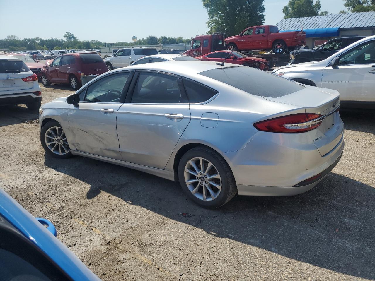2017 Ford Fusion Se - Image 2