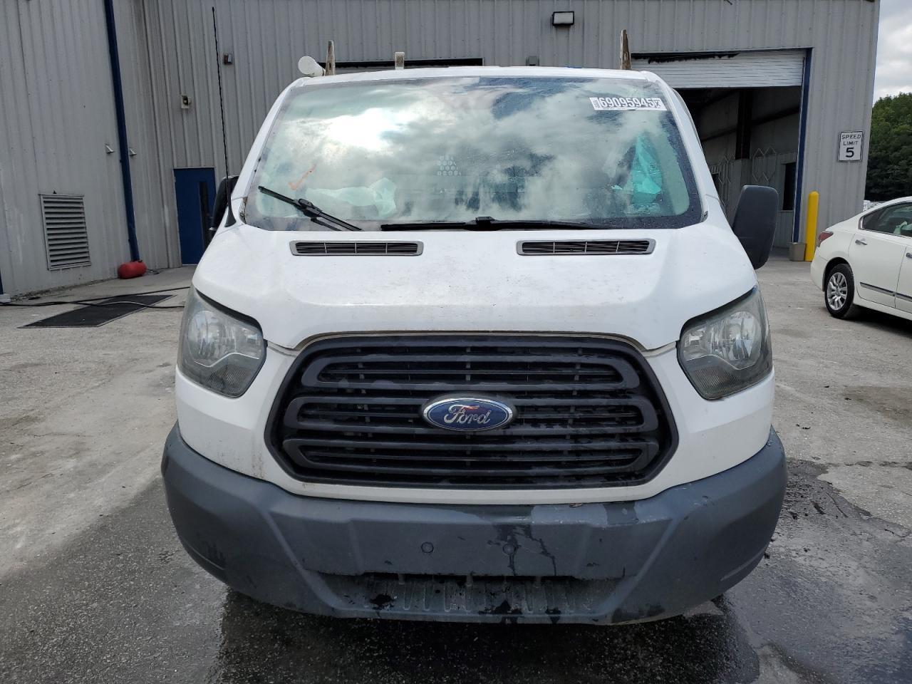 2017 Ford Transit T-250 - Image 5