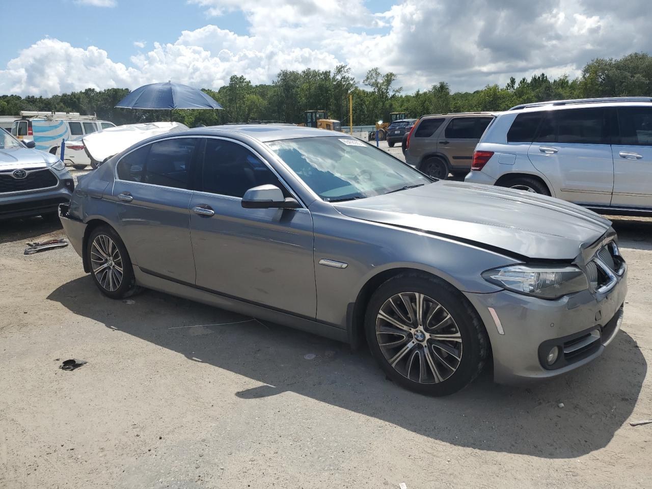 2015 BMW 528 I - Image 4