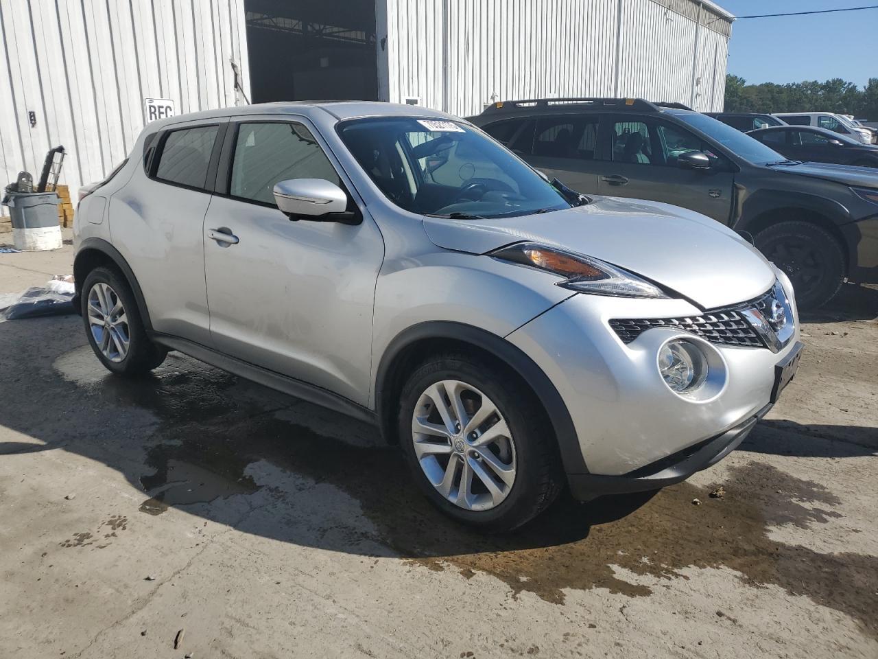 2015 Nissan Juke S - Image 4