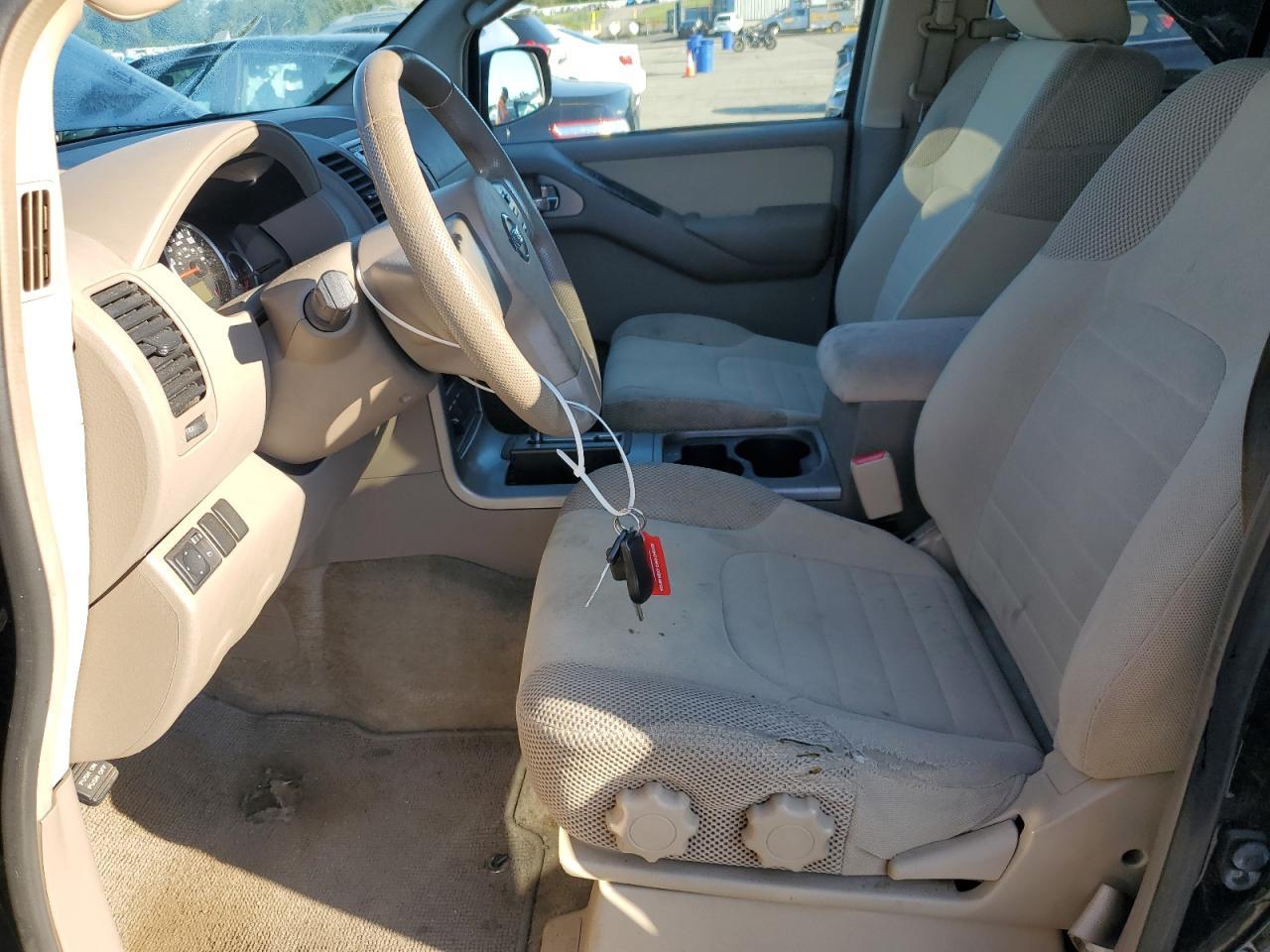 2011 Nissan Pathfinder S - Фото 7