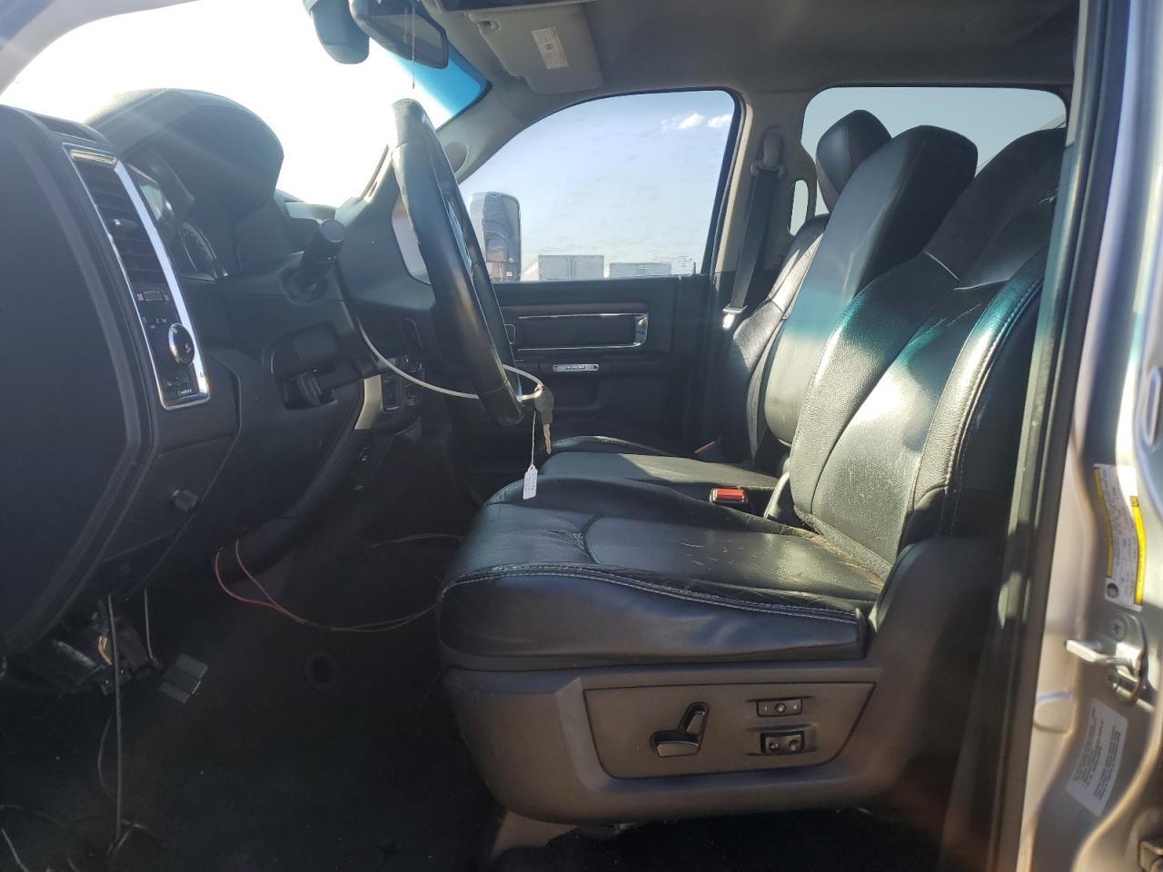 2015 Ram 2500 Laramie - Image 7