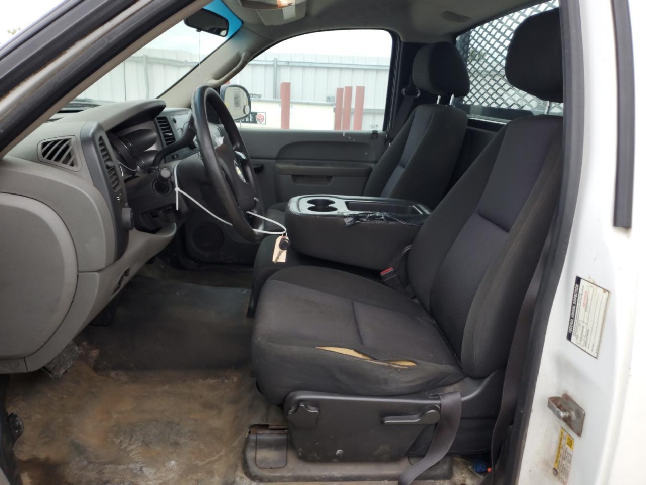 2013 Chevrolet Silverado C2500 Heavy Duty - Фото 7