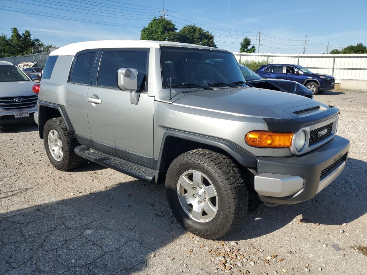 2010 Toyota Fj Cruiser - Фото 4