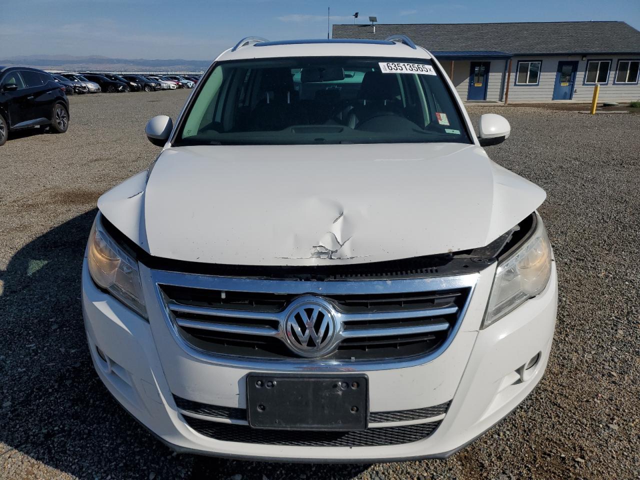 2011 Volkswagen Tiguan S - Фото 5