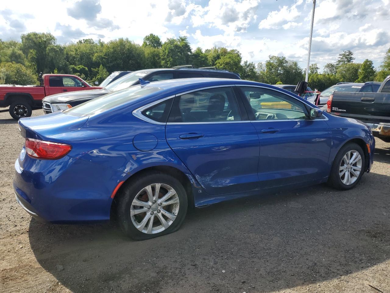 2015 Chrysler 200 Limited - Image 3