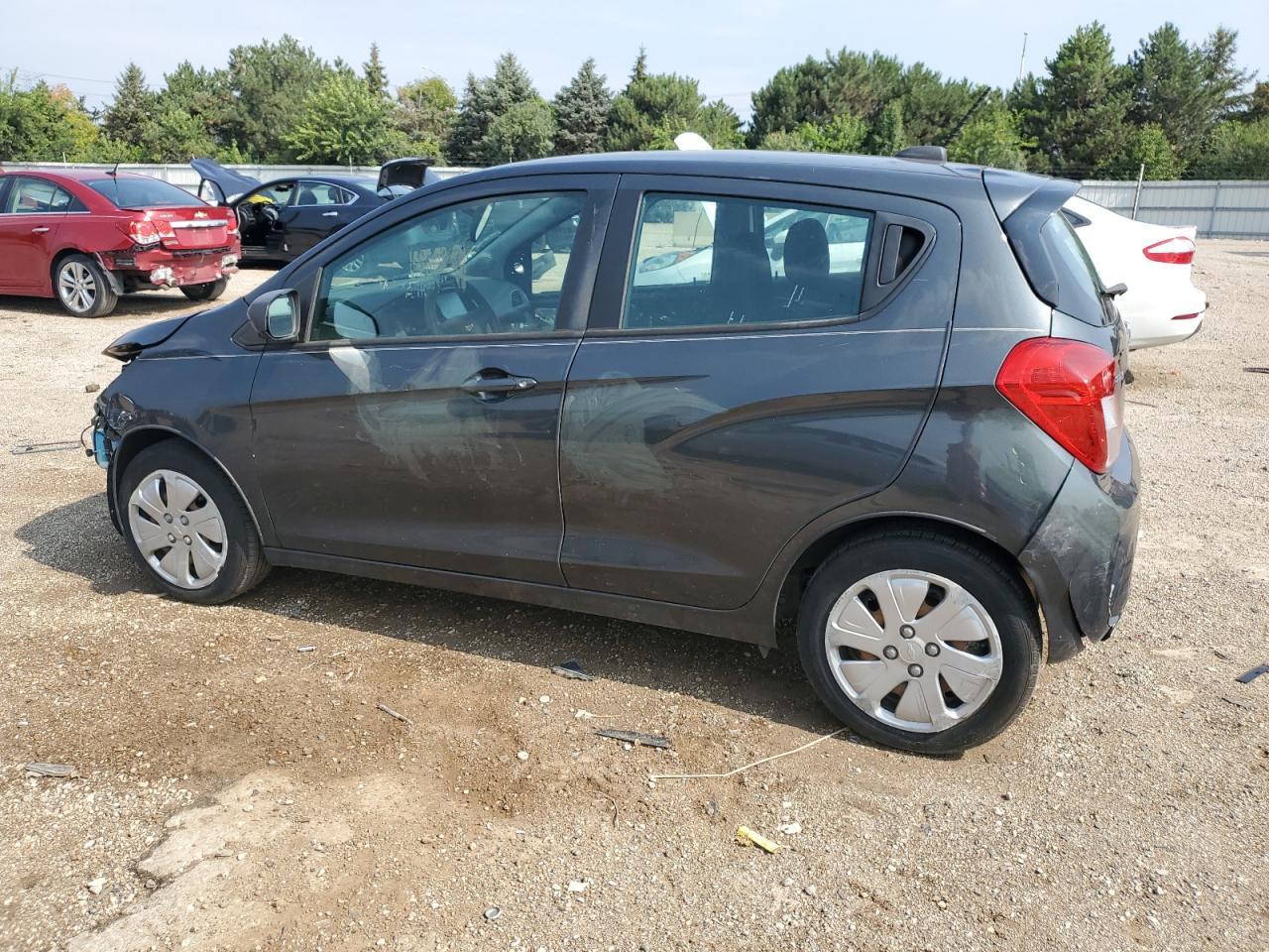 2017 Chevrolet Spark Ls - Фото 2