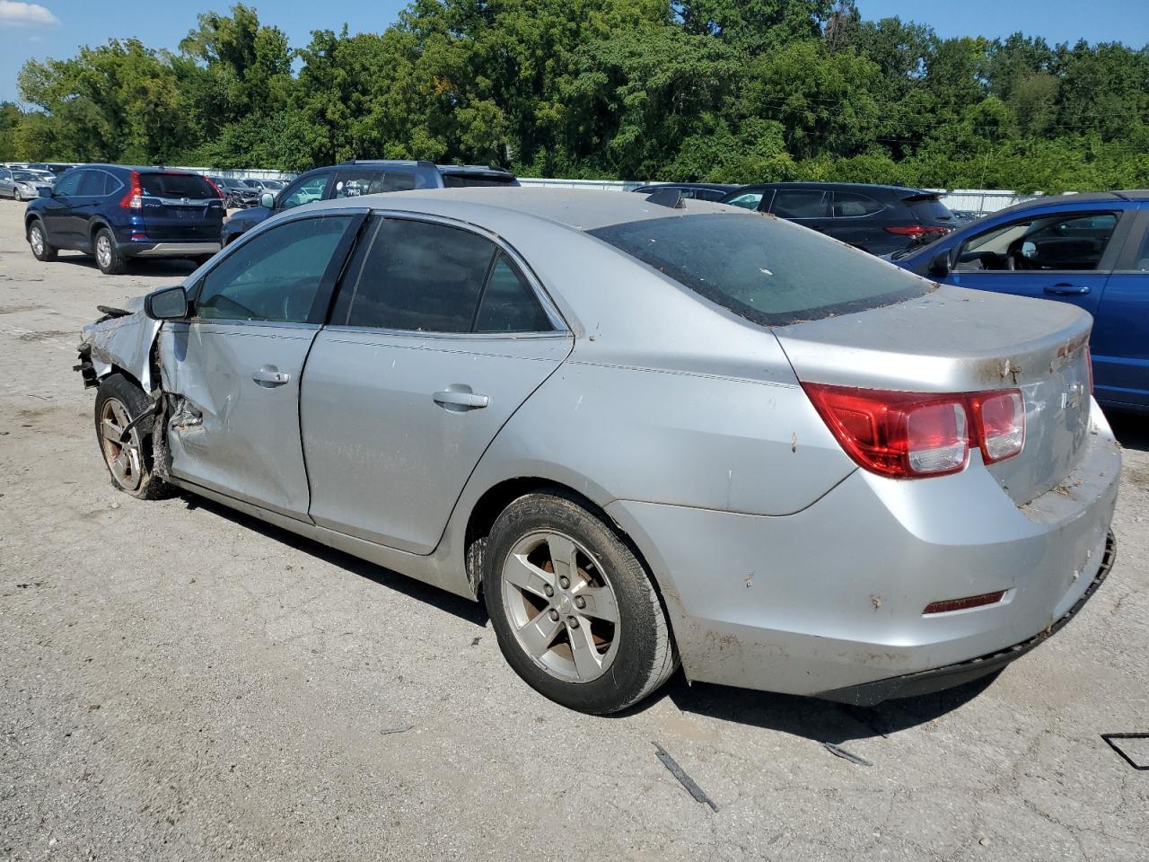2013 Chevrolet Malibu Ls - Фото 2