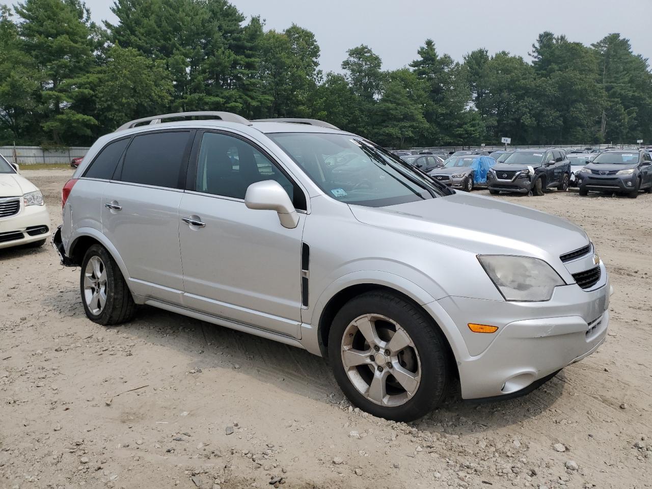 2015 Chevrolet Captiva Lt - Image 4