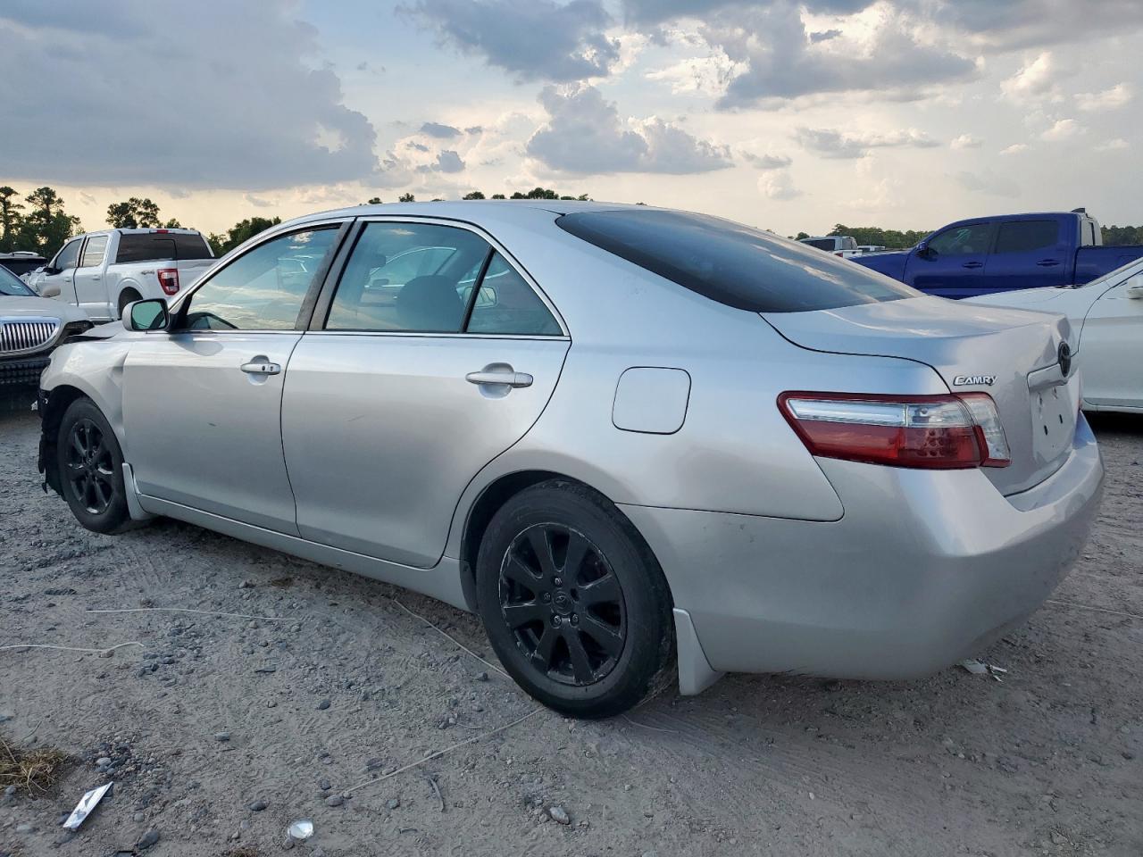 2007 Toyota Camry Hybrid - Image 2