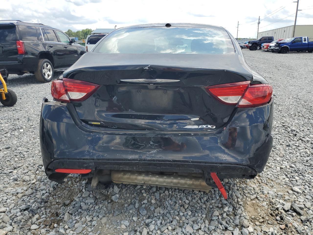 2015 Chrysler 200 Limited - Фото 6