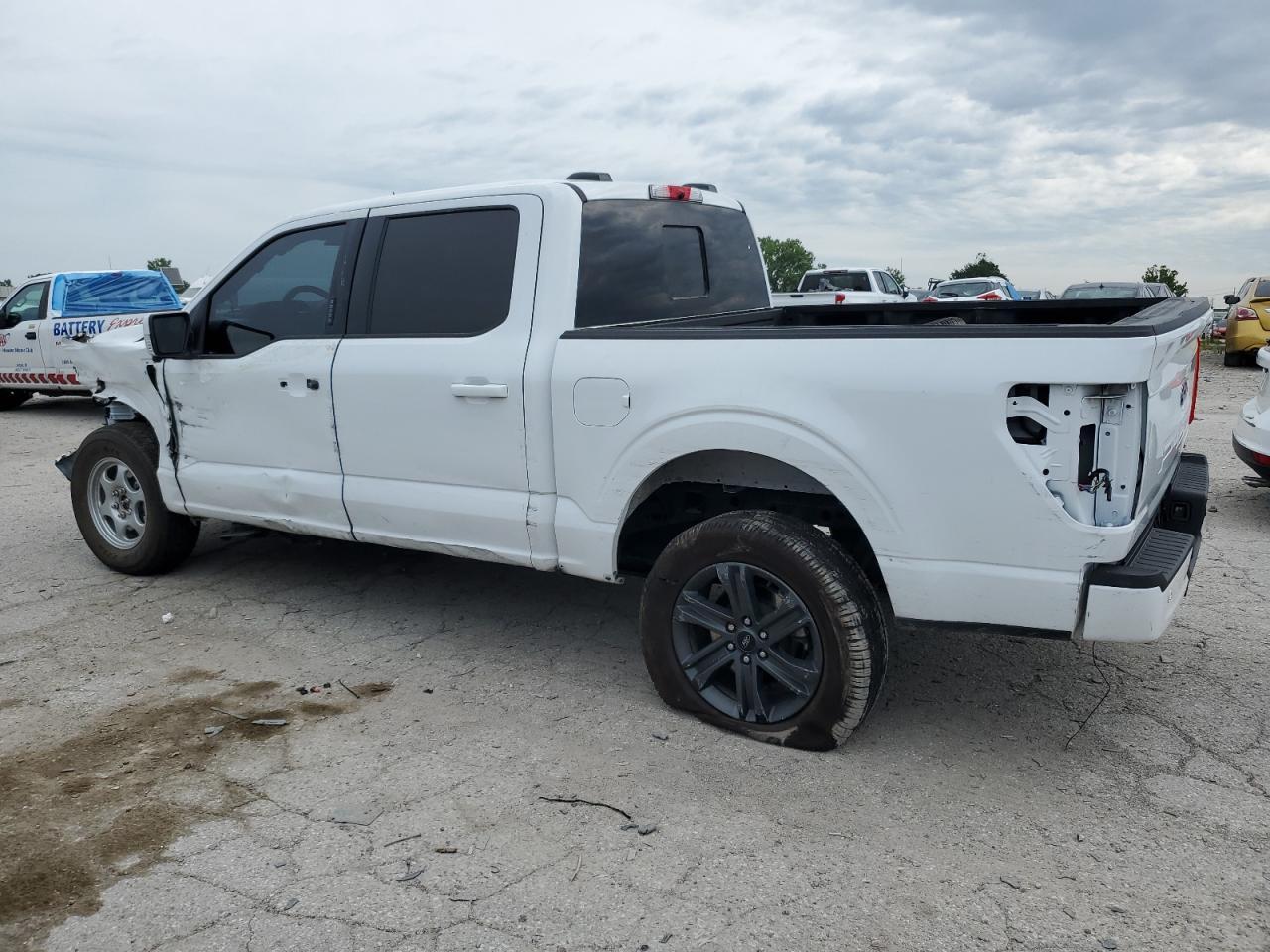 2023 Ford F150 Supercrew - Фото 2