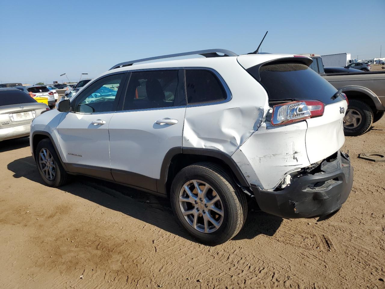 2015 Jeep Cherokee Latitude - Фото 2