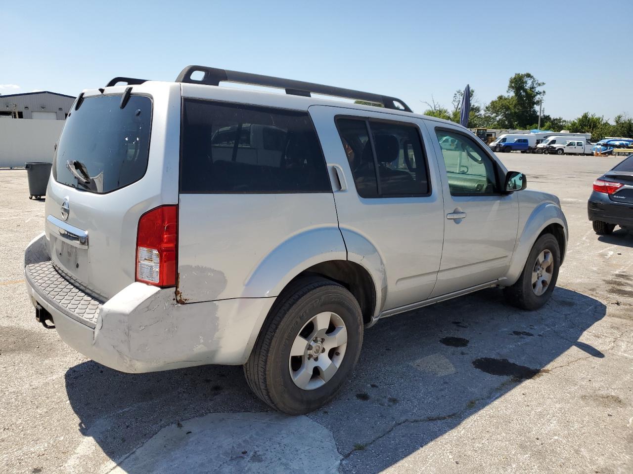 2008 Niss Pathfinder S - Фото 3