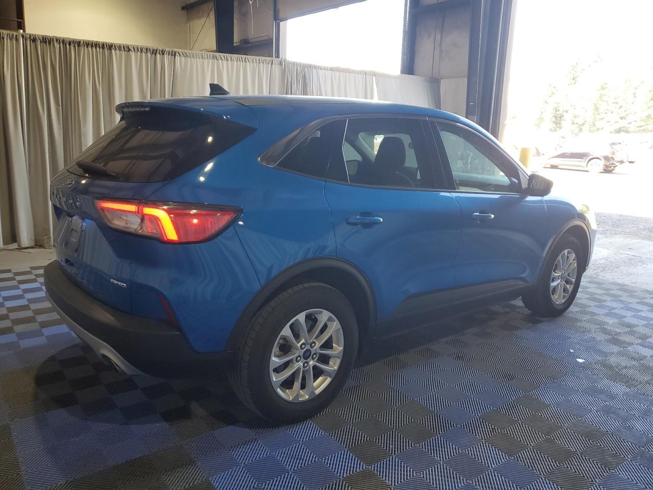 2021 Ford Escape Se - Фото 3