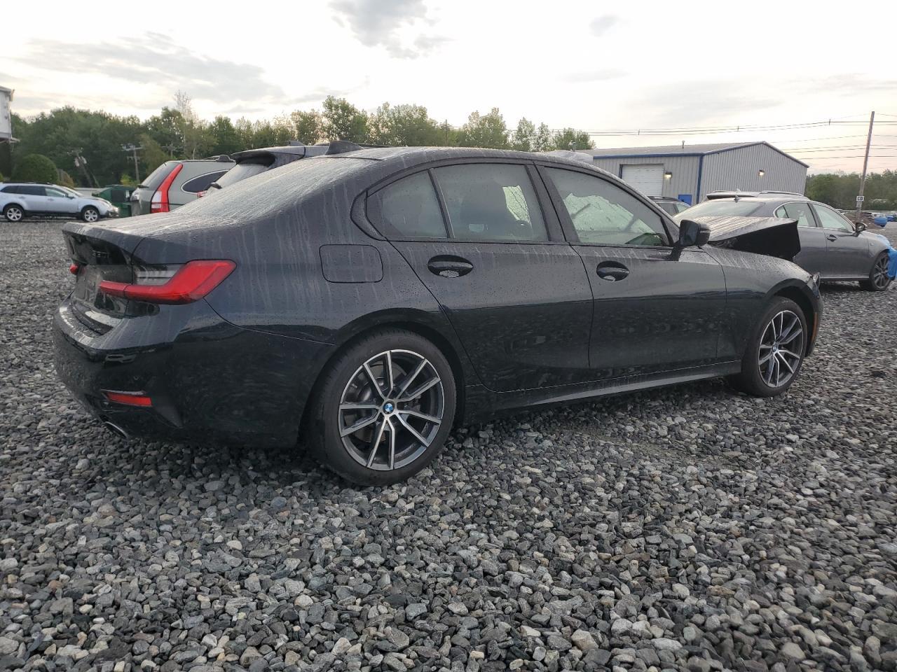 2021 BMW 330Xi - Image 3