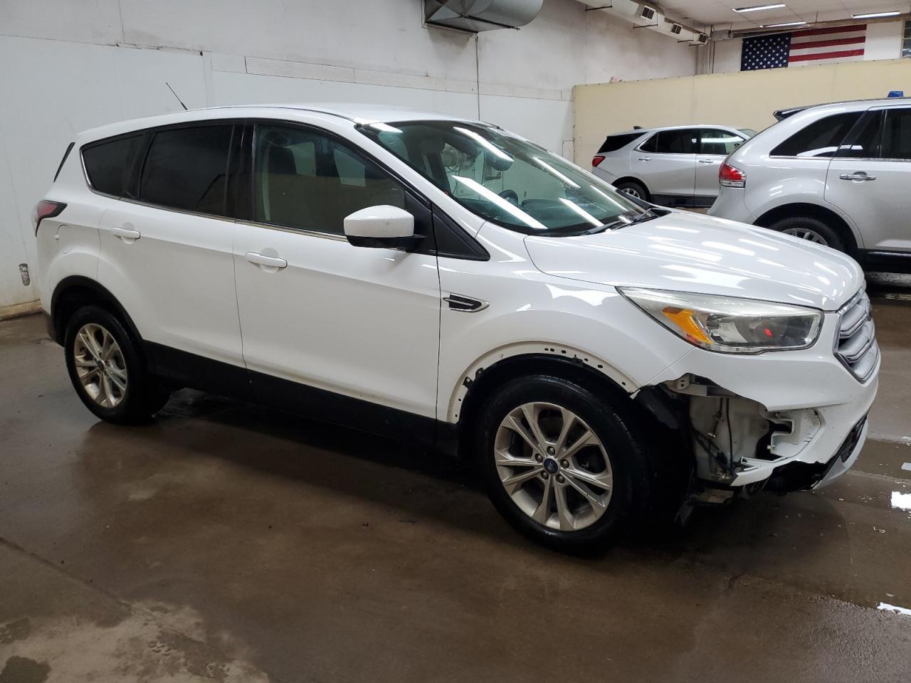2017 Ford Escape Se - Фото 4