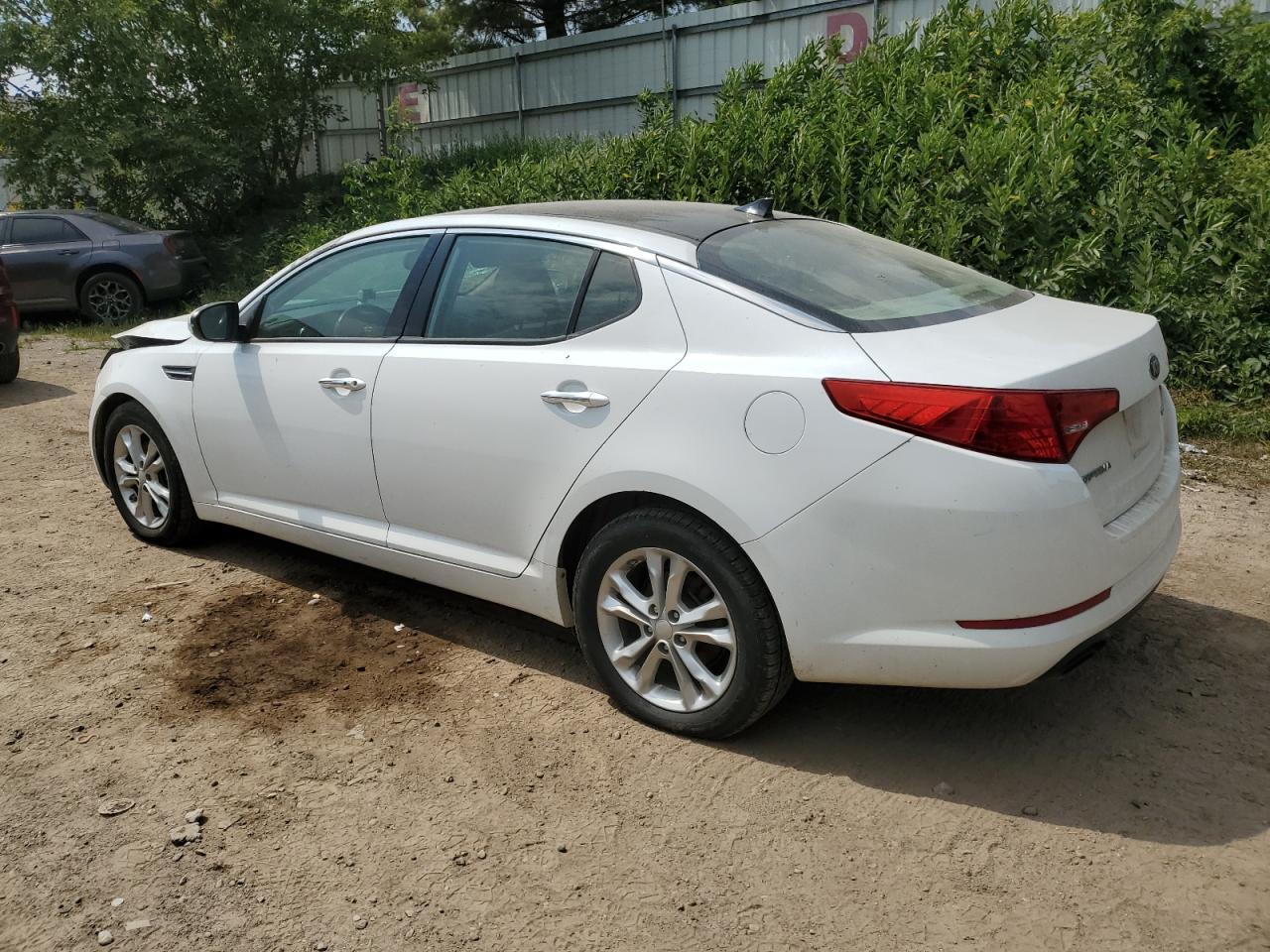 2013 Kia Optima Ex - Image 2
