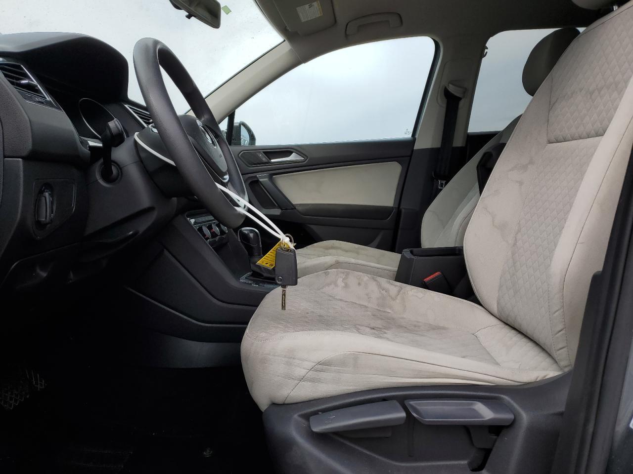 2019 Volkswagen Tiguan S - Фото 7