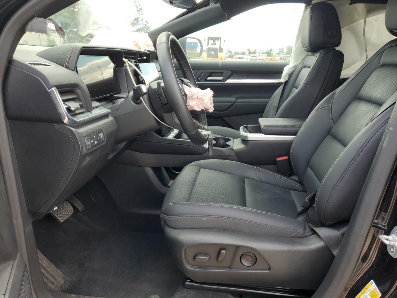 2025 GMC Terrain Elevation - Image 7