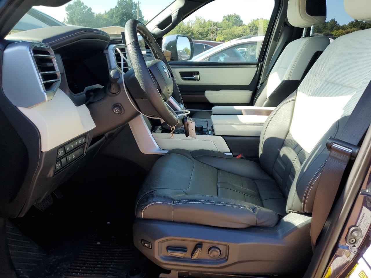 2024 Toyota Tundra Crewmax Capstone - Image 7