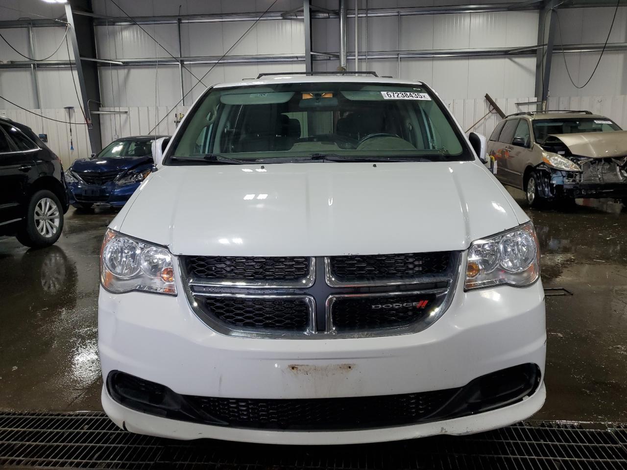 2016 Dodge Grand Caravan Sxt - Фото 5