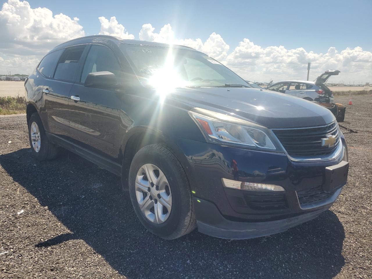 2015 Chevrolet Traverse Ls - Image 4