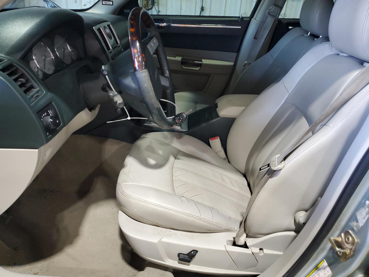 2006 Chrysler 300C - Фото 7