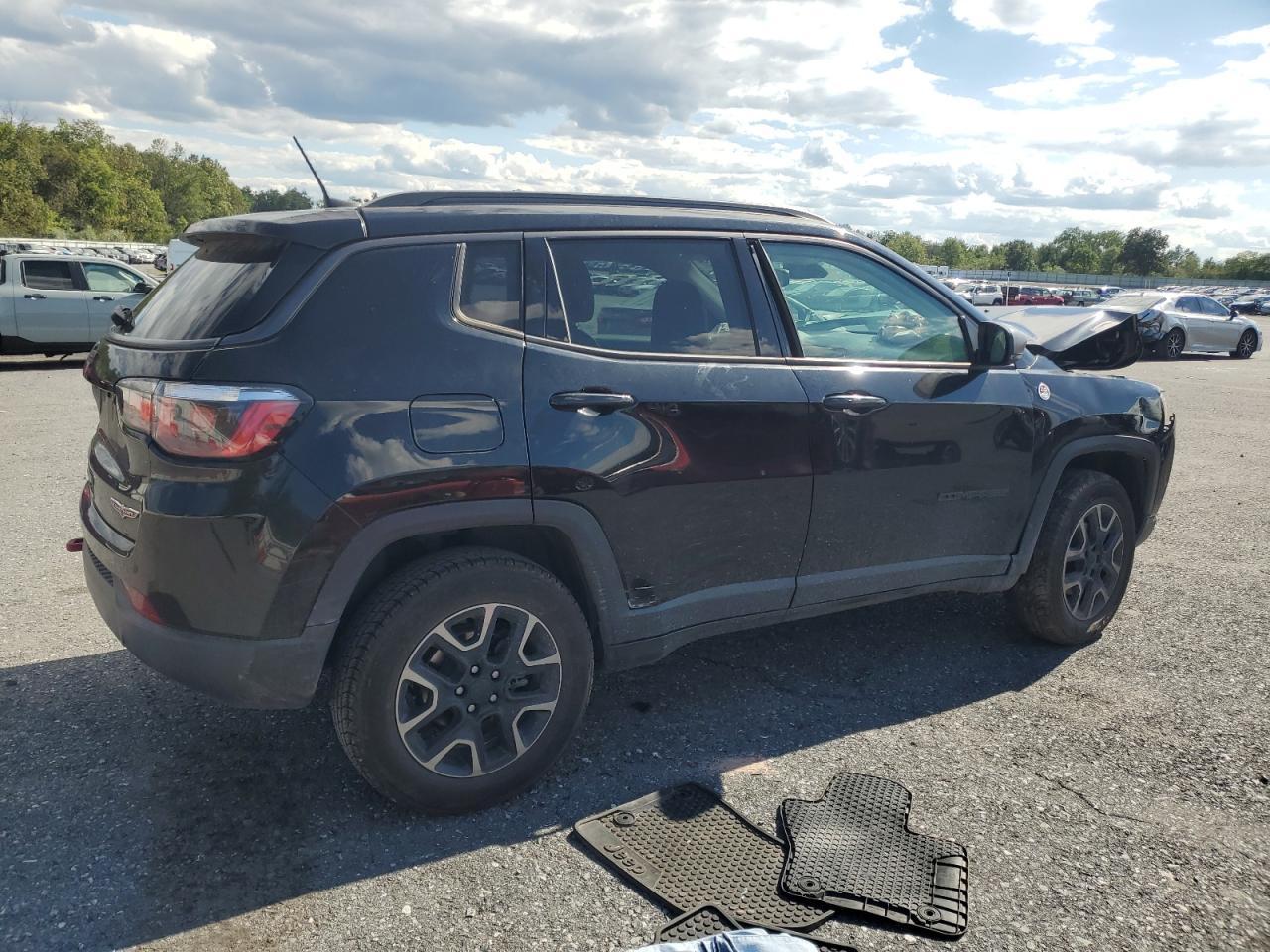 2019 Jeep Compass Trailhawk - Фото 3