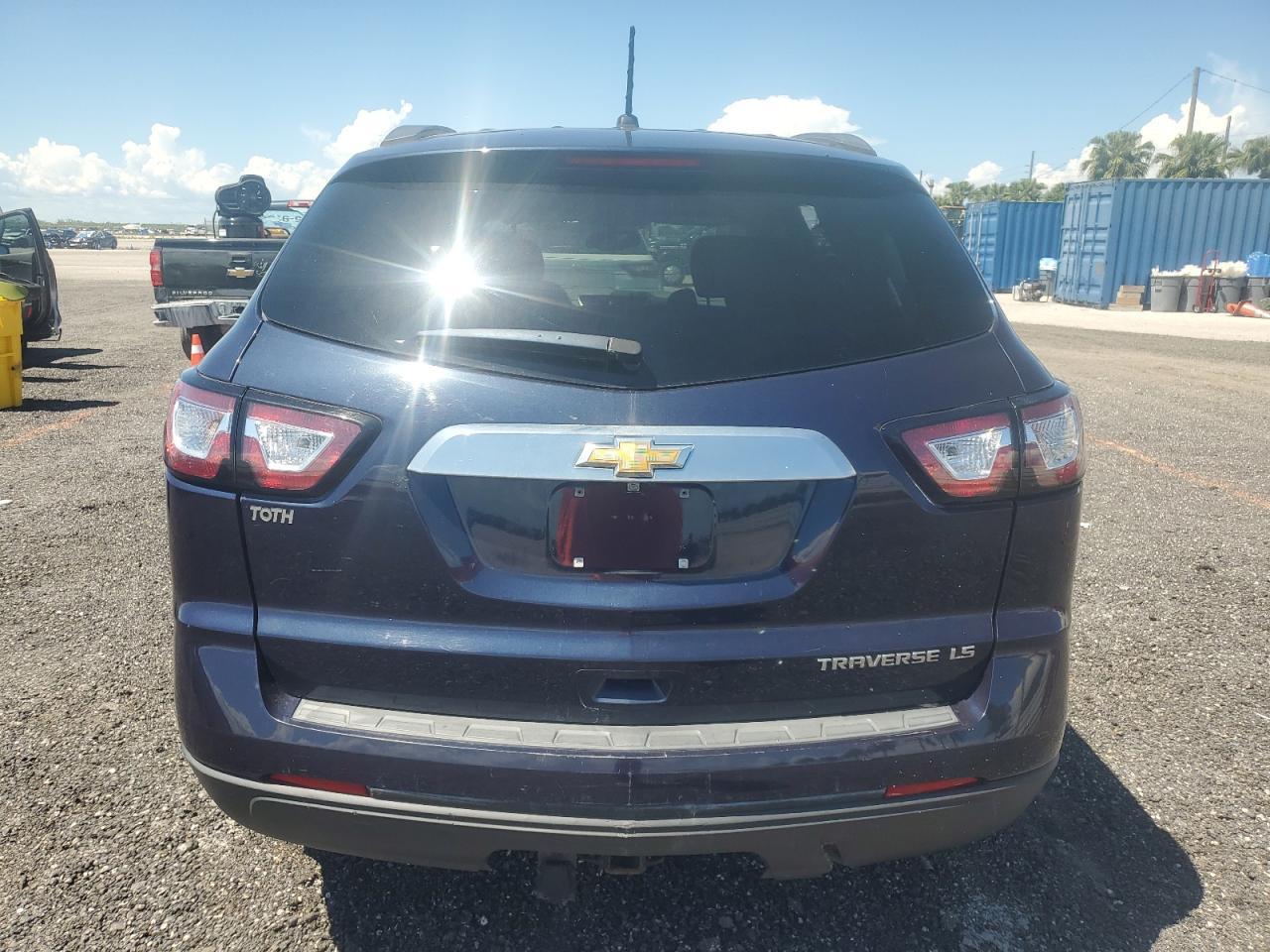 2015 Chevrolet Traverse Ls - Image 6