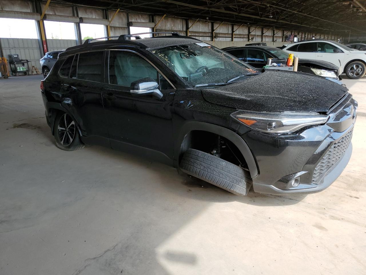 2024 Toyota Corolla Cross Se - Image 4