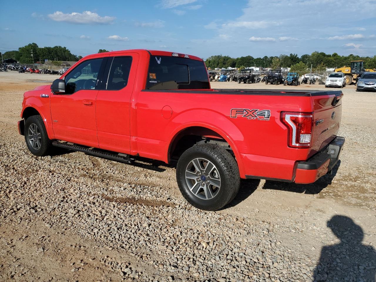 2015 Ford F150 Super Cab - Фото 2