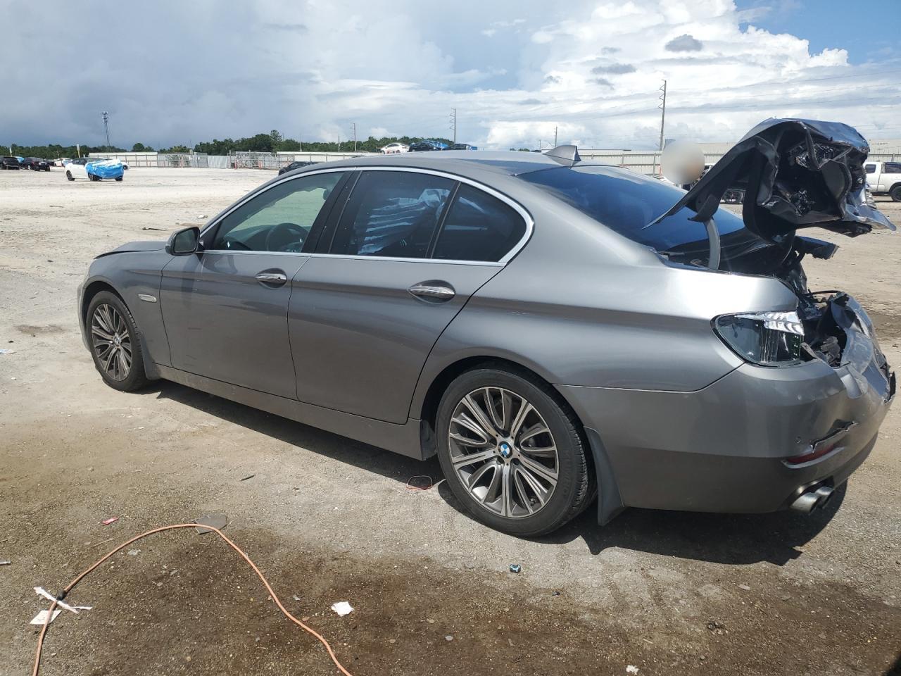 2015 BMW 528 I - Image 2