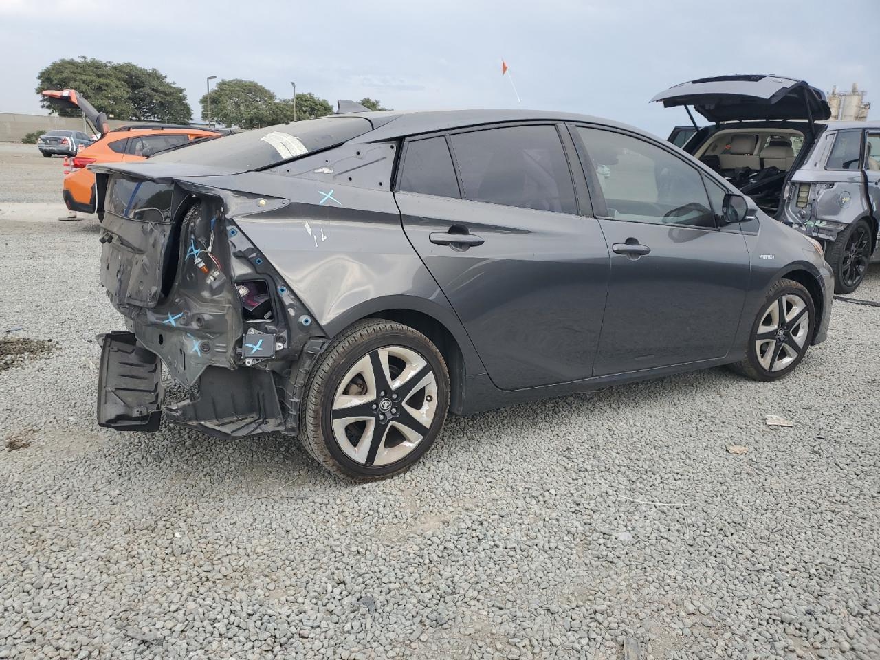 2017 Toyota Prius - Фото 3