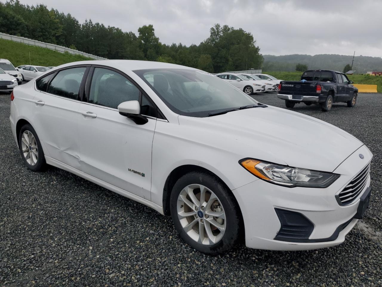 2019 Ford Fusion Se - Фото 4