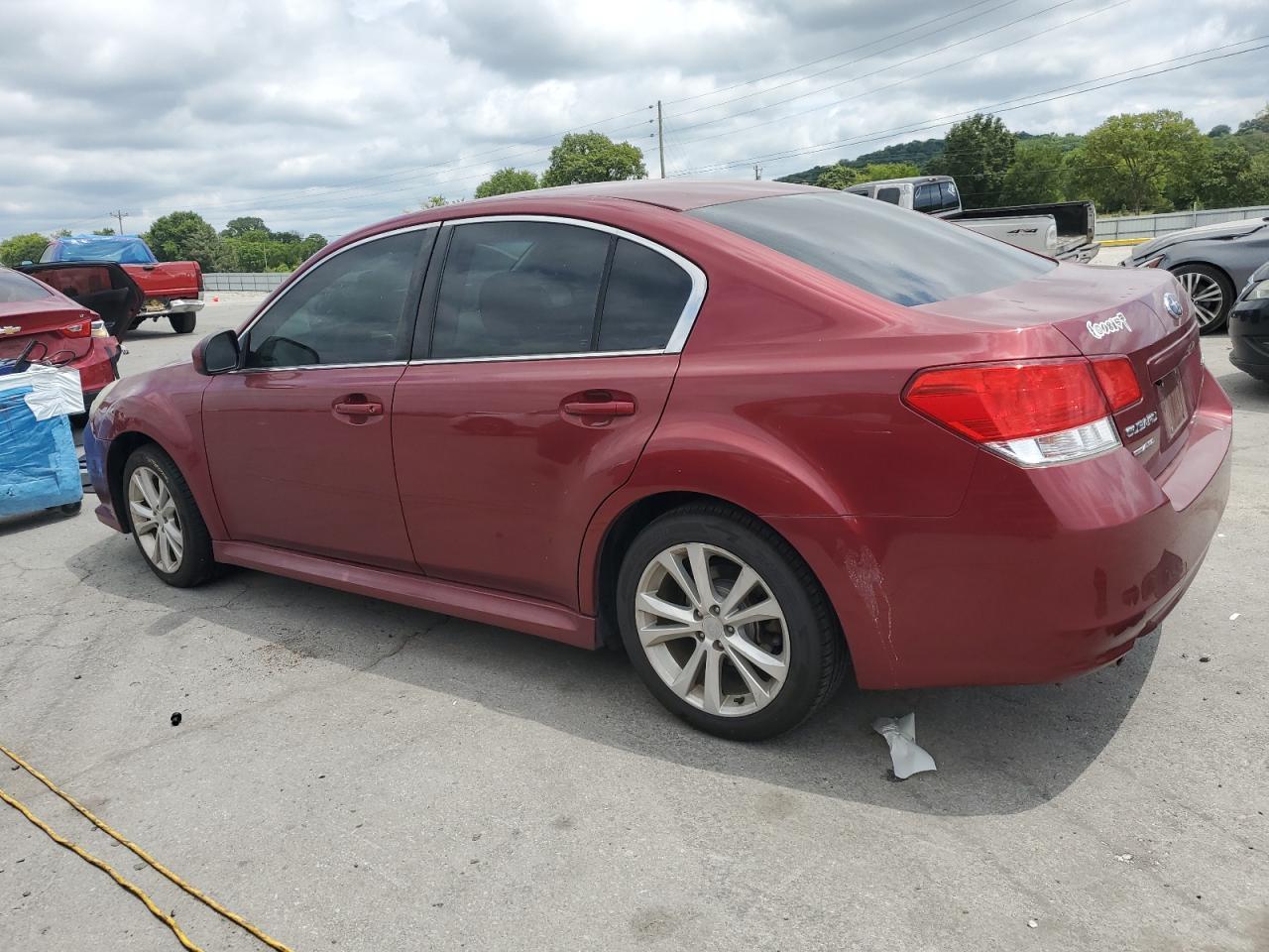 2013 Subaru Legacy 2.5I Premium - Фото 2