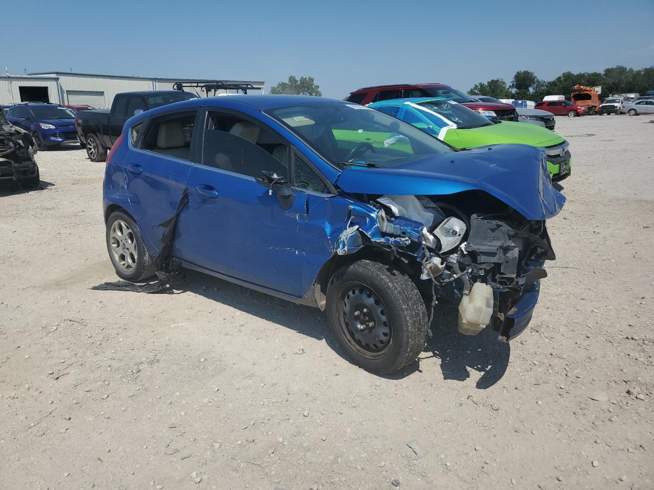 2011 Ford Fiesta Ses - Фото 4