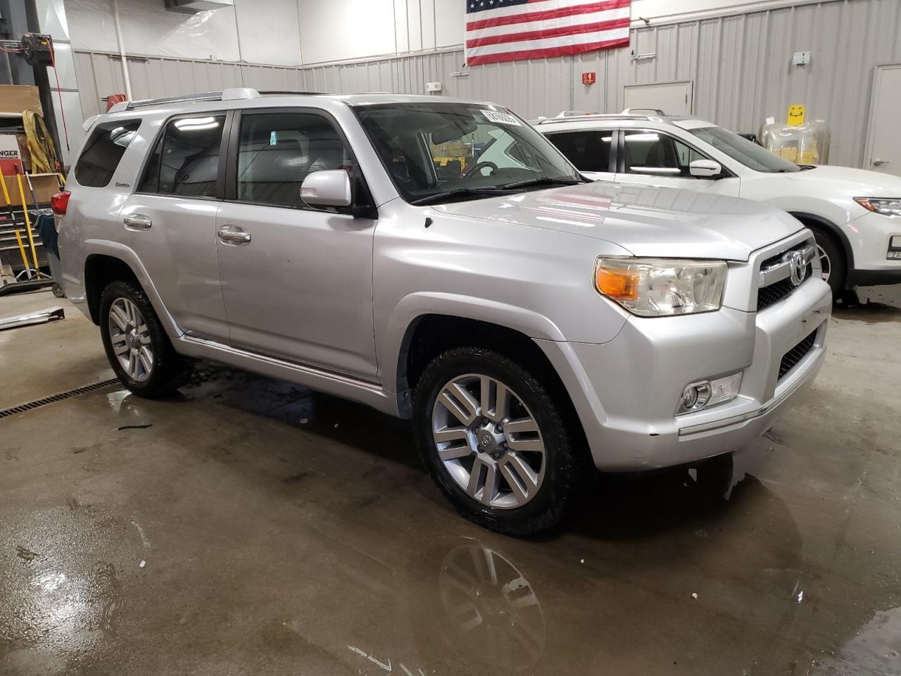 2011 Toyota 4Runner Sr5 - Image 4