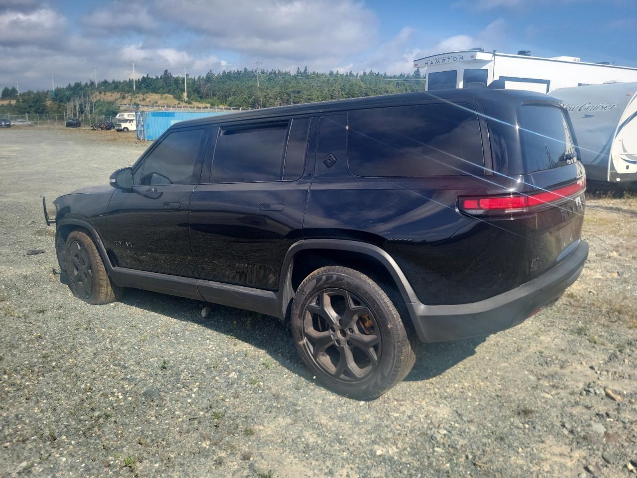 2023 Rivian R1S Adventure Adventure - Фото 2