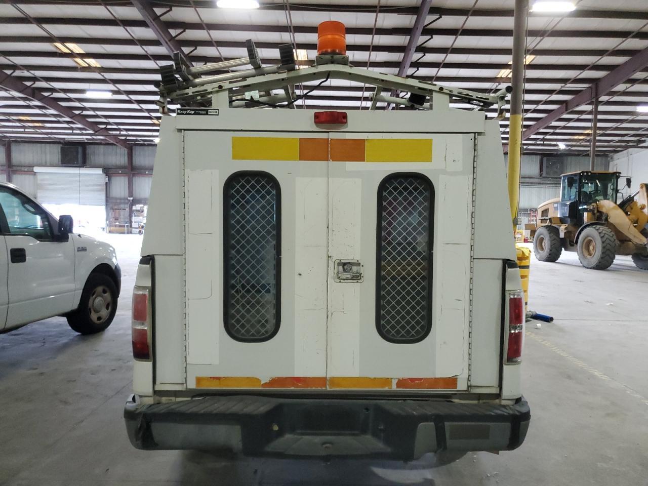 2010 Ford F150 - Image 6