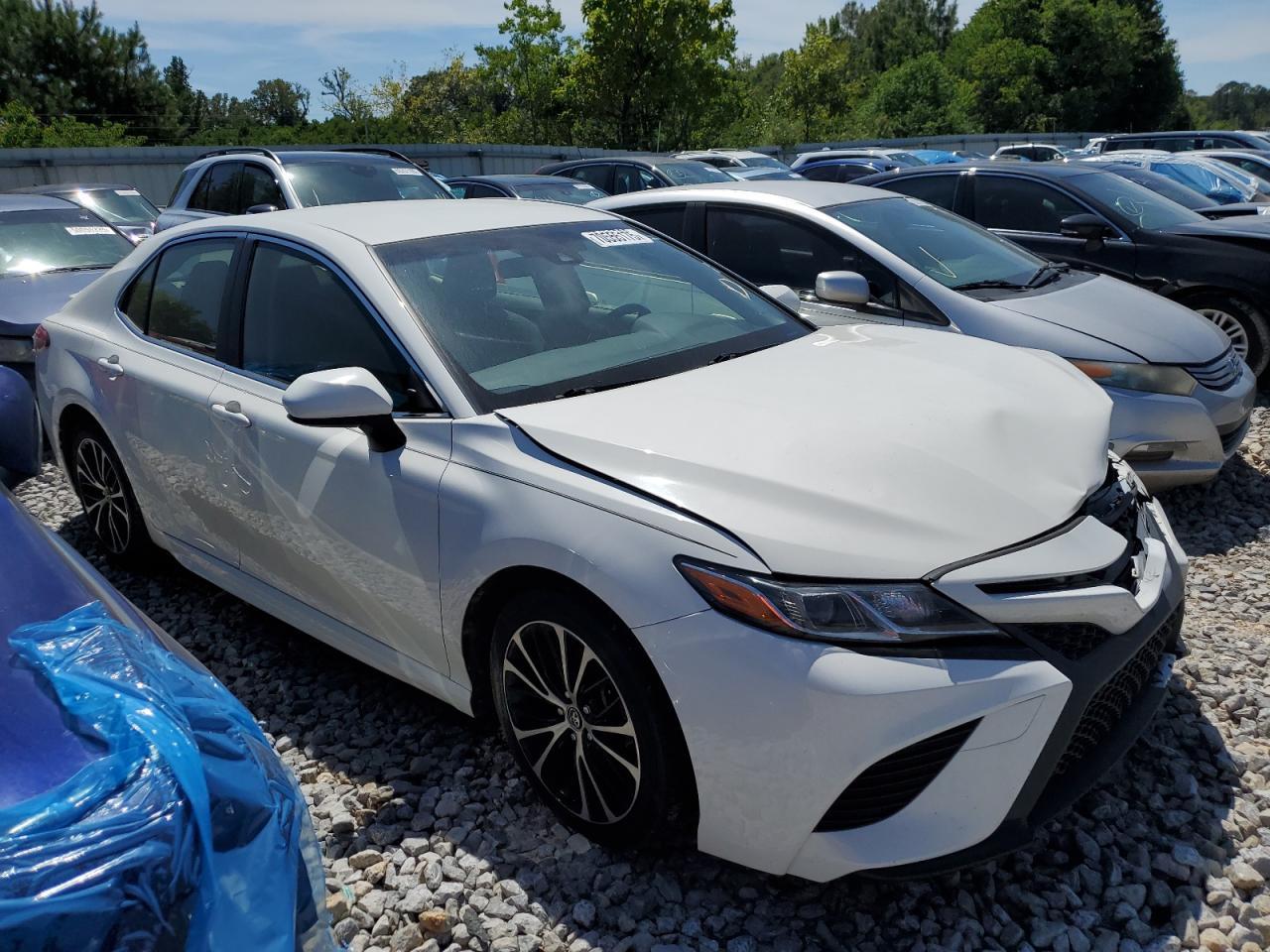 2018 Toyota Camry L - Image 4