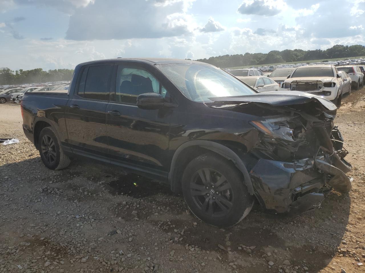 2019 Honda Ridgeline Sport - Image 4