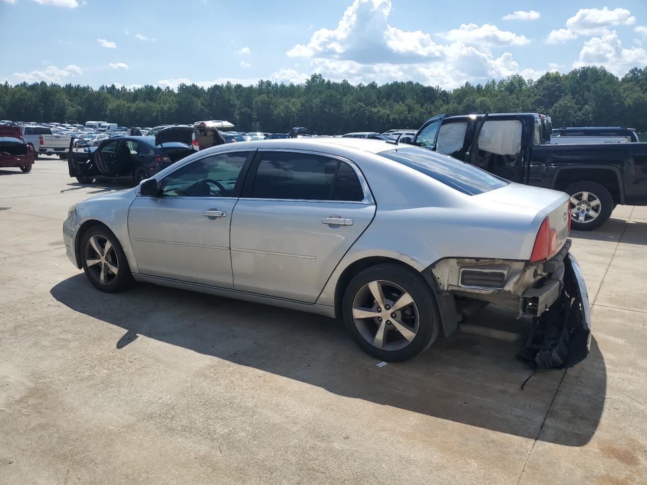 2011 Chevrolet Malibu 1Lt - Фото 2