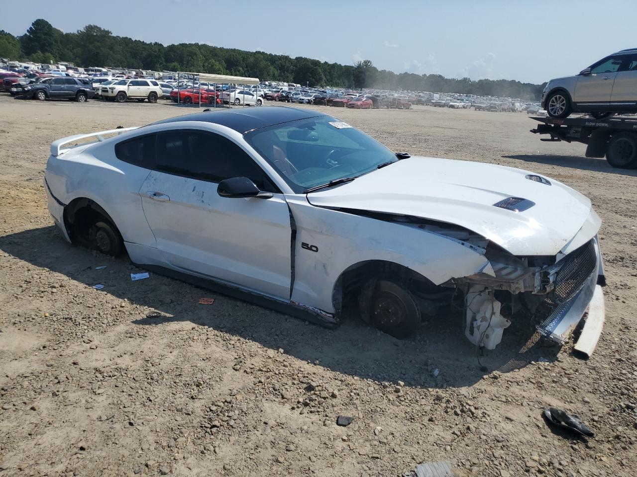 2020 Ford Mustang Gt - Фото 4